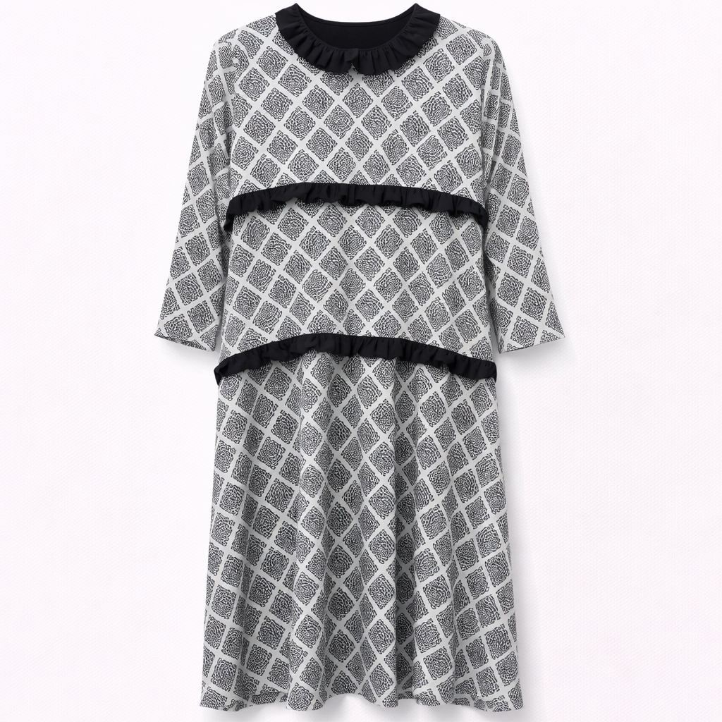 Front Closed - Crepe Printed Geometric Leopard x Black Frills